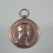 Medaile Karel I., za zranění - po restaurátorském zásahu